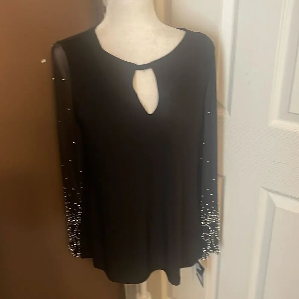 Marina Beaded Sleeve Keyhole Sheath blouse Black Size 10 NWT Offer 25 $